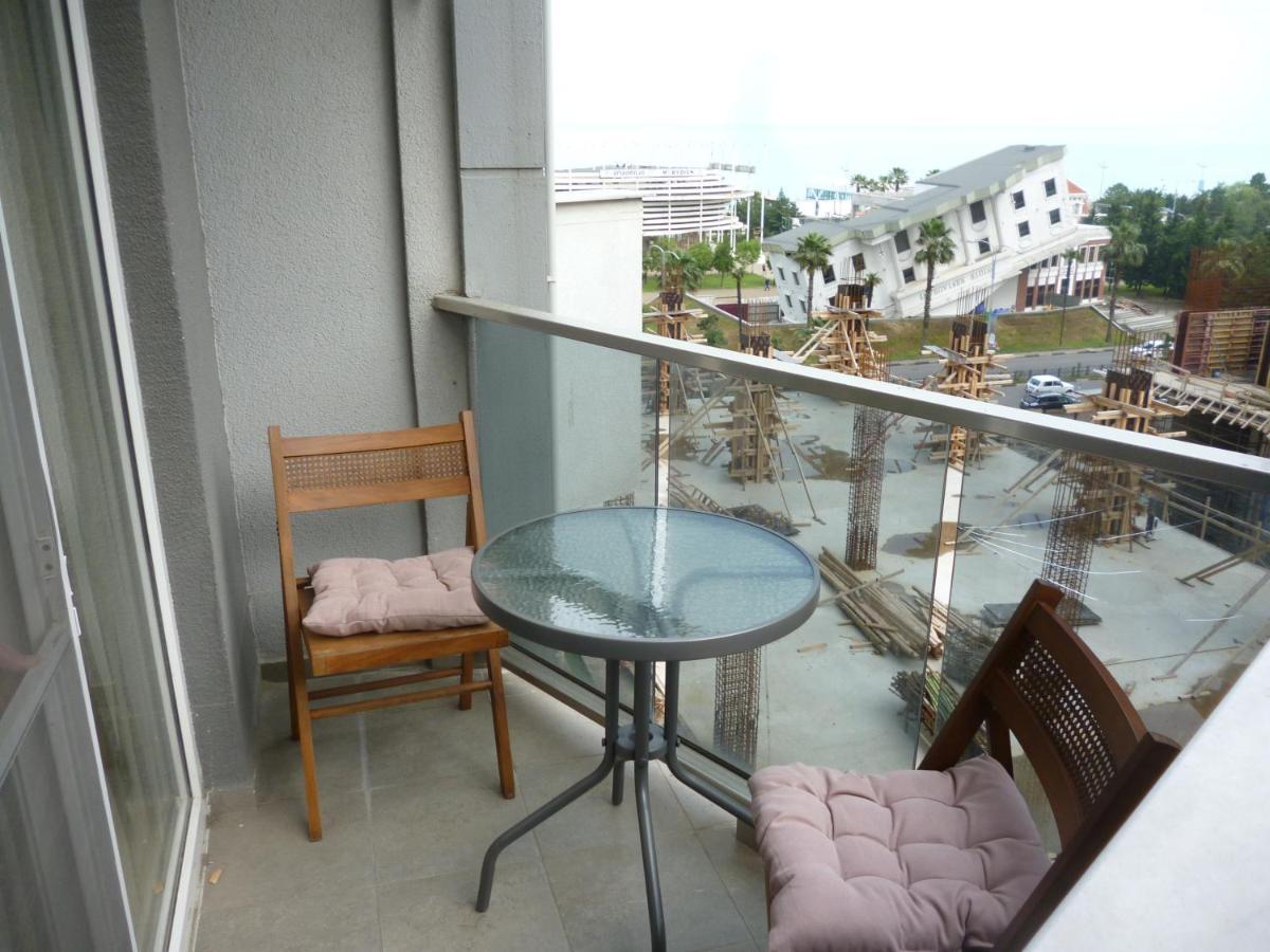 Batumi Orbi Sea Tawers Apartment ภายนอก รูปภาพ